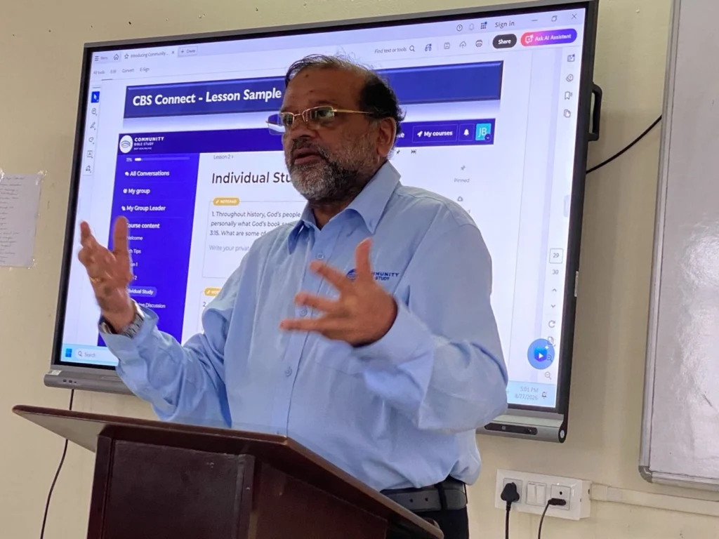 Dr. J.N. Manokaran teaching a Bible study class
